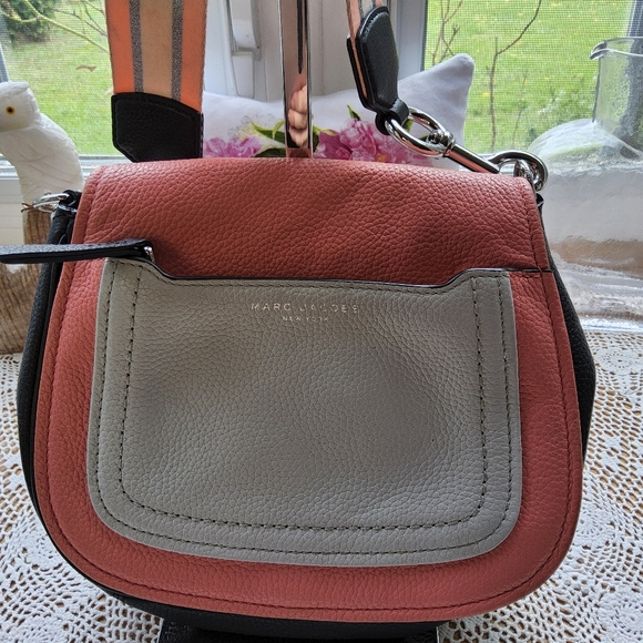 Marc Jacobs Flamingo Multi Color Crossbody - Picture 2 of 13